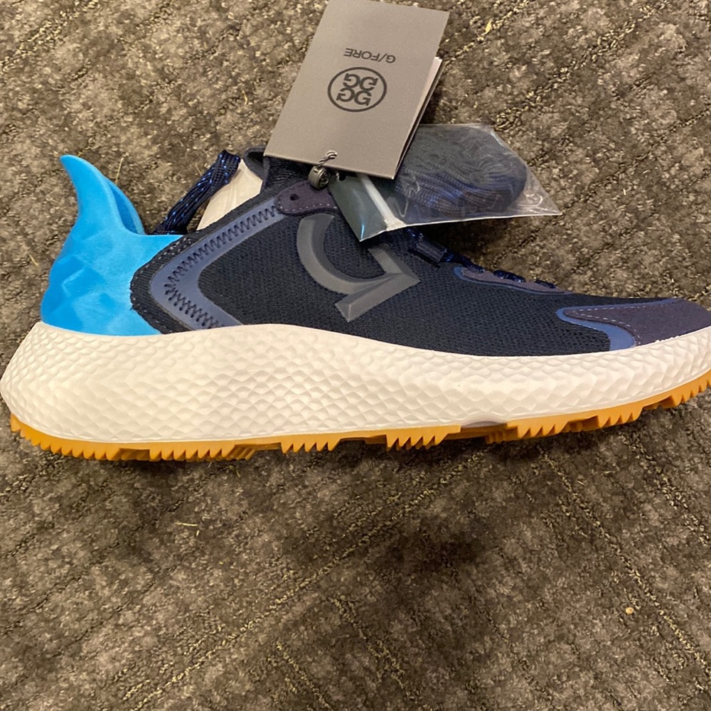 Cross Trainer Golf shoes